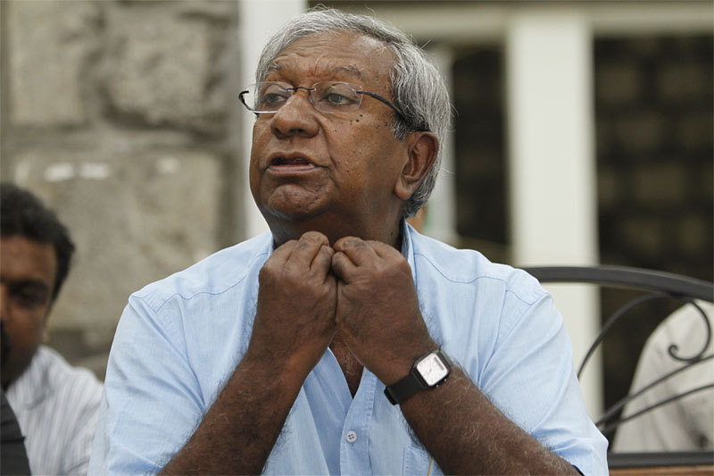 SE SERVIR AVANT LES AUTRES….