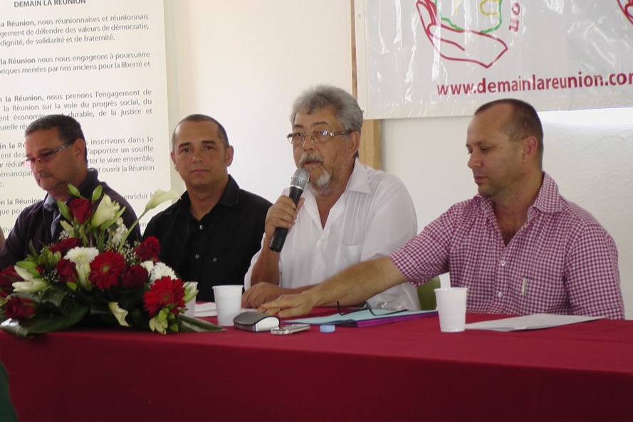 Quelque soit le gouvernement, les mesures annoncées par HOLLANDE restent insuffisantes ! Quelque soit le gouvernement, les mesures annoncées par HOLLANDE restent insuffisantes !