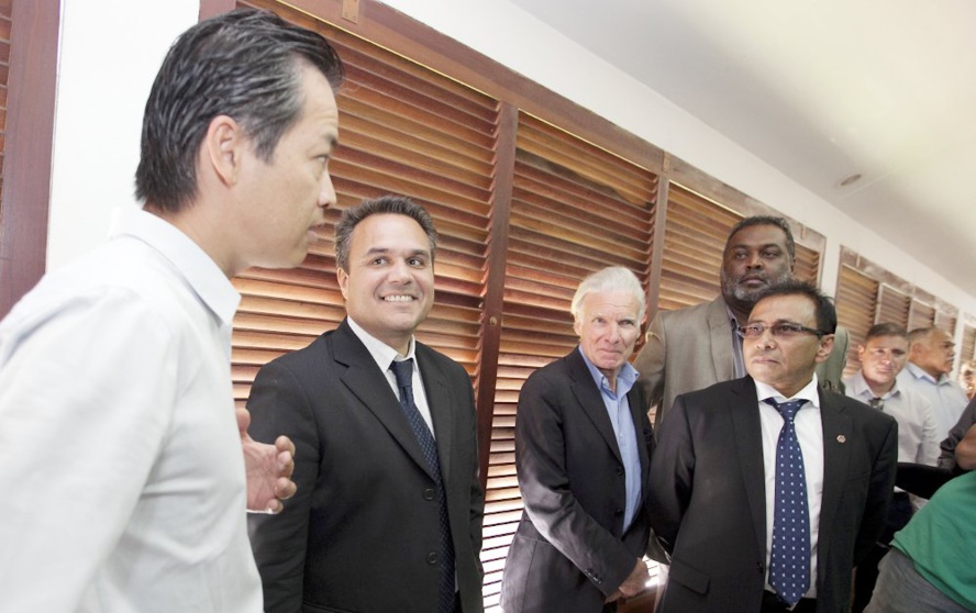 DIDIER ROBERT A LA RENCONTRE DES ENTREPRENEURS DE CILAOS DIDIER ROBERT A LA RENCONTRE DES ENTREPRENEURS DE CILAOS