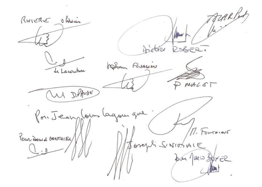 La Droite et le Centre avec Didier Robert pour dénoncer la "trahison" du gouvernement socialiste