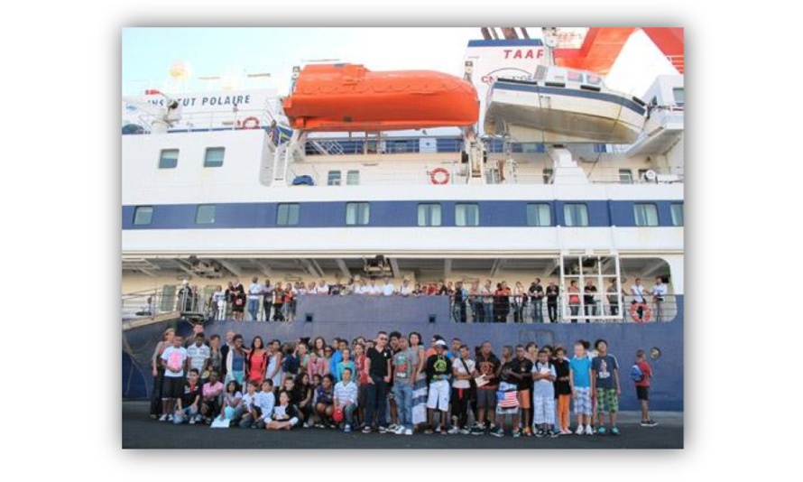 Voyage scolaire dans les Terres australes françaises à bord du Marion Dufresne II