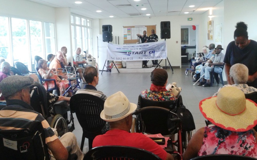 APRES-MIDI RECREATIVE A L'EHPAD DE LA POSSESSION APRES-MIDI RECREATIVE A L'EHPAD DE LA POSSESSION