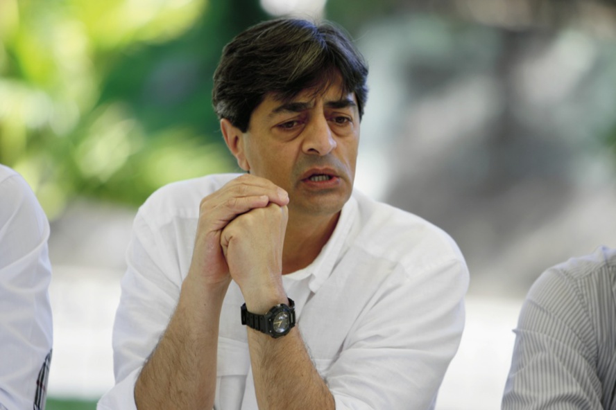 Bachil Valy : L’Entre-Deux s’incline devant le drame national Bachil Valy : L’Entre-Deux s’incline devant le drame national