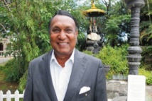 Didier Robert : Hommage à Monsieur Gilbert CANABADY