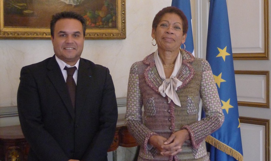 Didier ROBERT a plaidé pour une continuité territoriale en faveur des Réunionnais et pour plus de moyens pour le logement social à La Réunion Didier ROBERT a plaidé pour une continuité territoriale en faveur des Réunionnais et pour plus de moyens pour le logement social à La Réunion