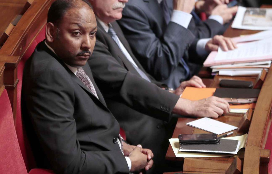 Comme Oscar de Diégo, Thierry Robert regarde aussi la télé Comme Oscar de Diégo, Thierry Robert regarde aussi la télé