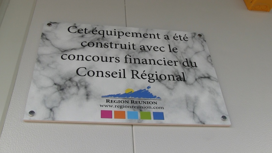 Joseph Sinimalé ridiculise l'action d'Huguette Bello sur le terrain de l’éducation et de la culture Joseph Sinimalé ridiculise l'action d'Huguette Bello sur le terrain de l’éducation et de la culture
