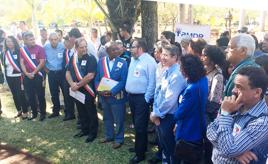 SOUTIEN DU Mouvement contre Le Chômage et La Précarité aux Maires de La Réunion