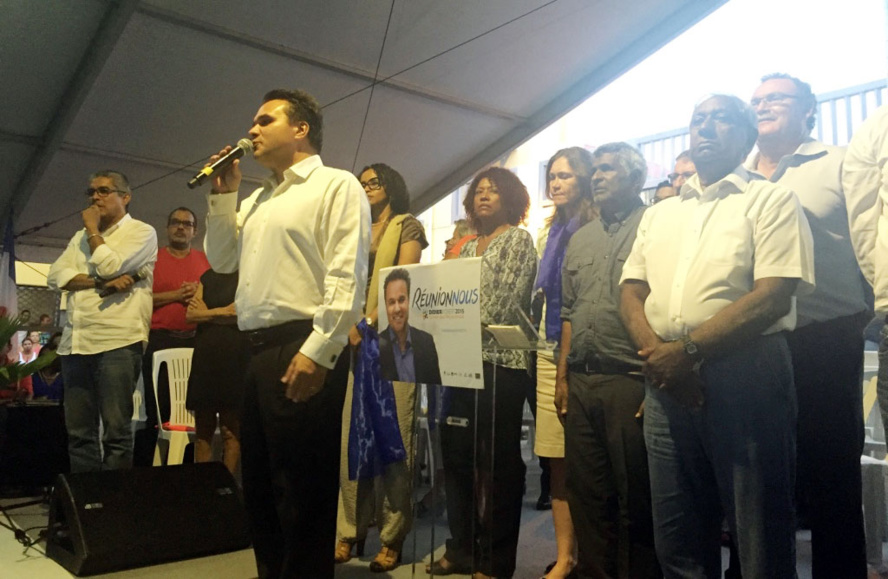 Jean-Paul VIRAPOULLÉ reçoit Didier ROBERT Jean-Paul VIRAPOULLÉ reçoit Didier ROBERT