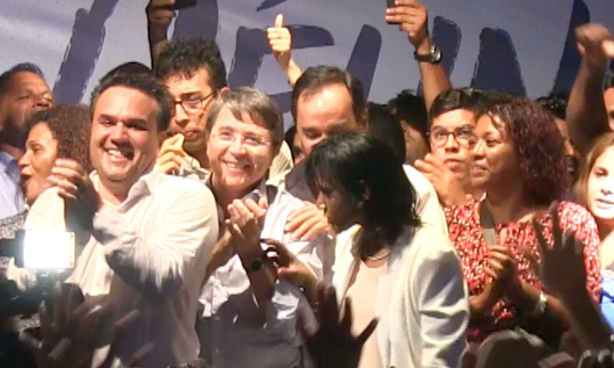 Sainte-Suzanne ne s'est pas trompée : La victoire à Didier ROBERT Sainte-Suzanne ne s'est pas trompée : La victoire à Didier ROBERT