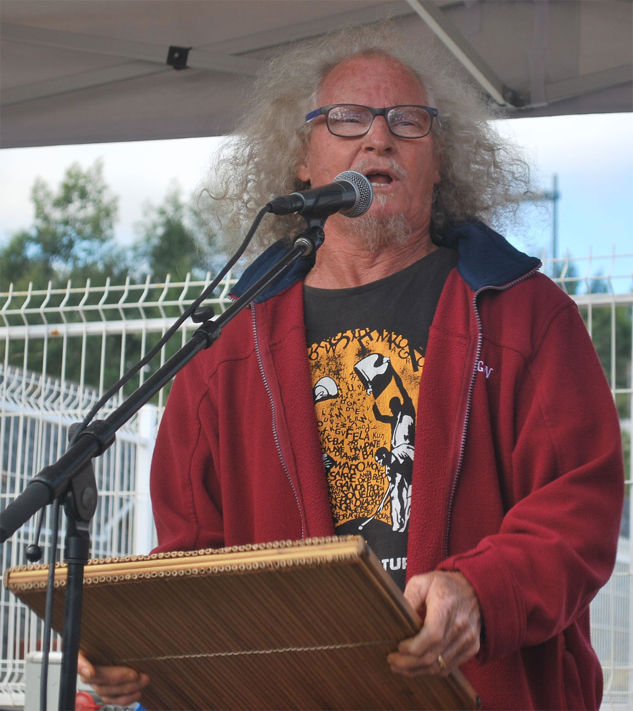 Inauguration de la médiathèque de la Chaloupe : « Saint-Leu possède désormais sa première grande maison de la Culture » Inauguration de la médiathèque de la Chaloupe : « Saint-Leu possède désormais sa première grande maison de la Culture »
