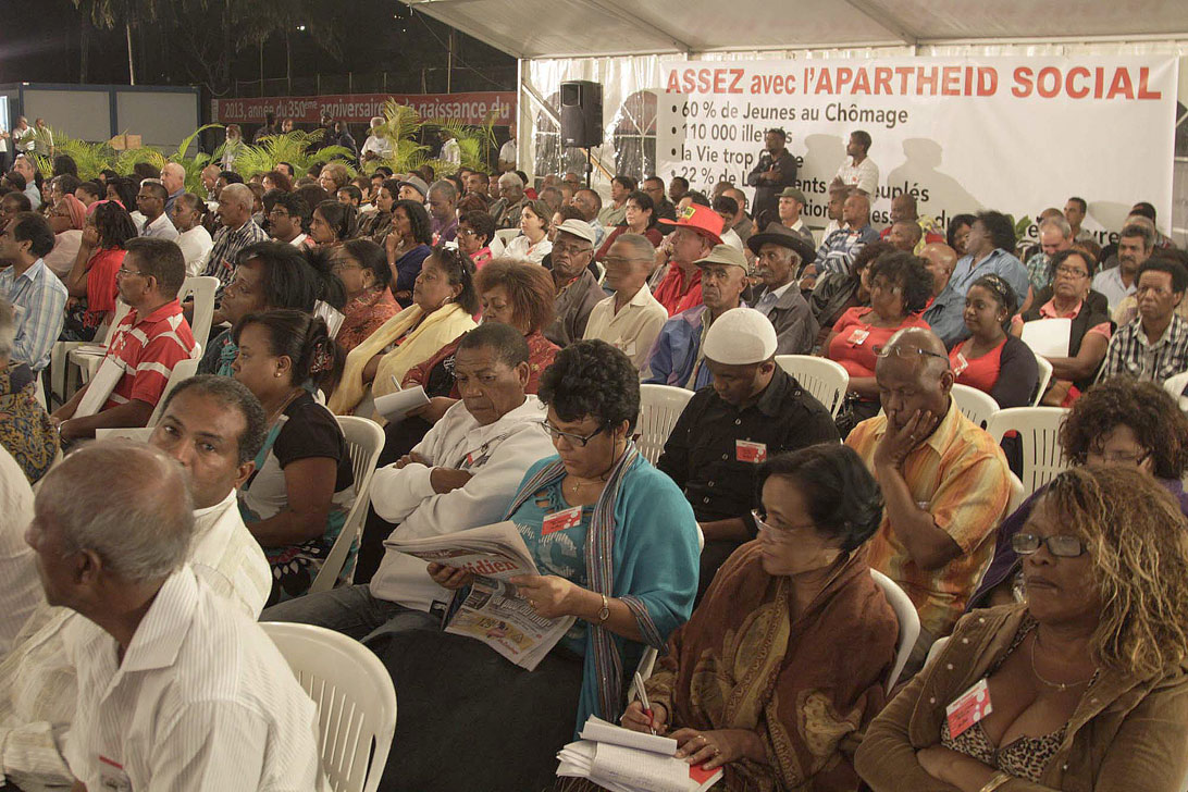 “Dans le système actuel, le gouvernement est incapable de régler les problèmes de La Reunion”.