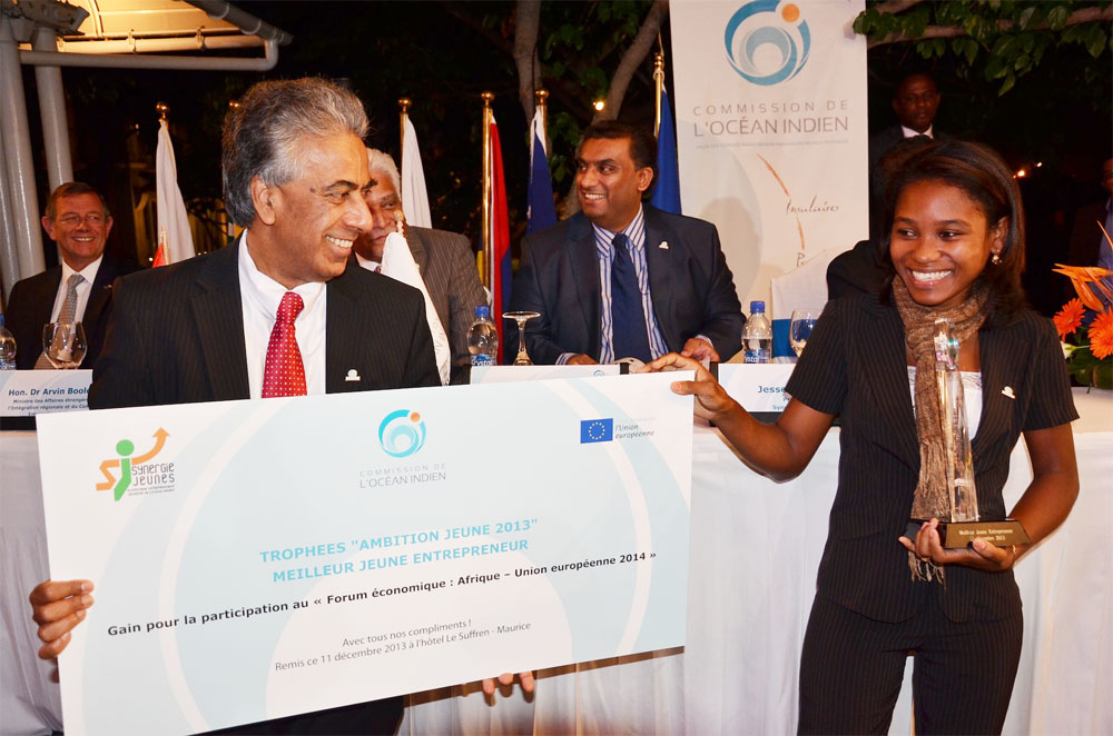 Trophée « Ambition Jeune » 2013 : Les entrepreneures malgaches illuminent le concours régional