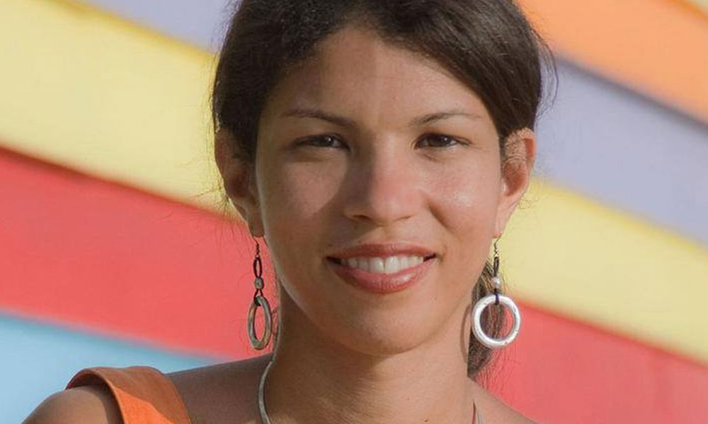 Vanessa Miranville : Mon avis au sujet de l’embauche locale