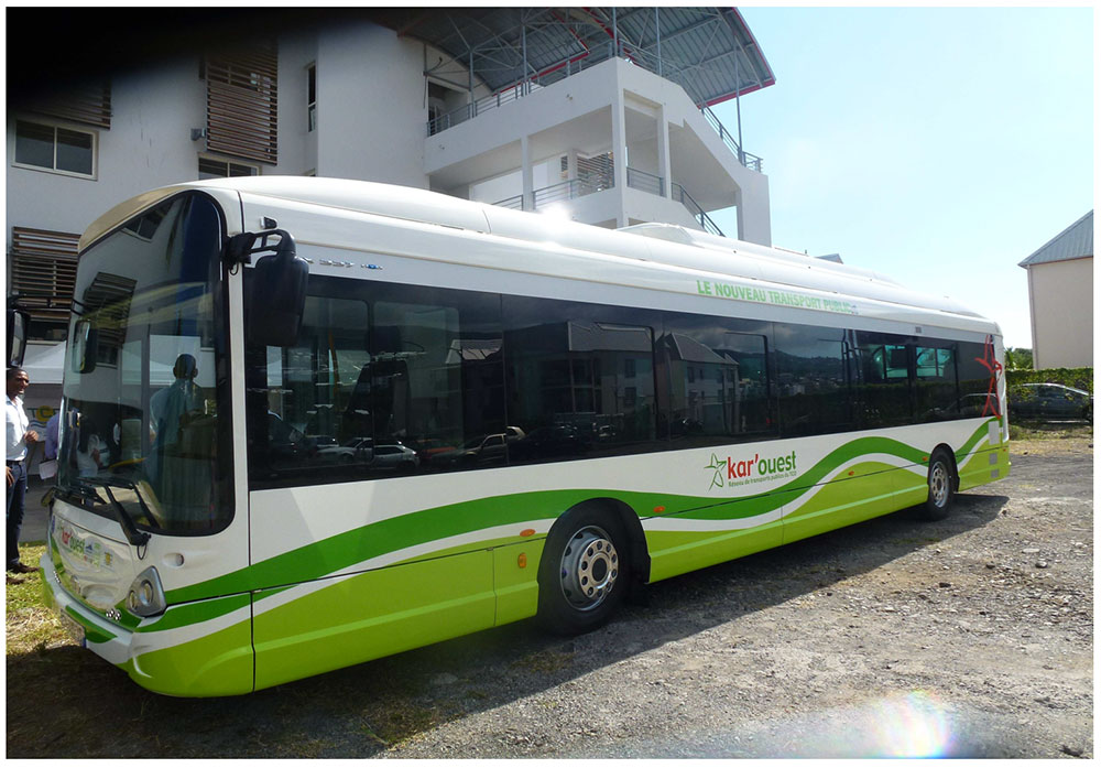TRANS ÉCO EXPRESS : 11 BUS HYBRIDES ET THERMIQUES POUR LE RÉSEAU KAR'OUEST
