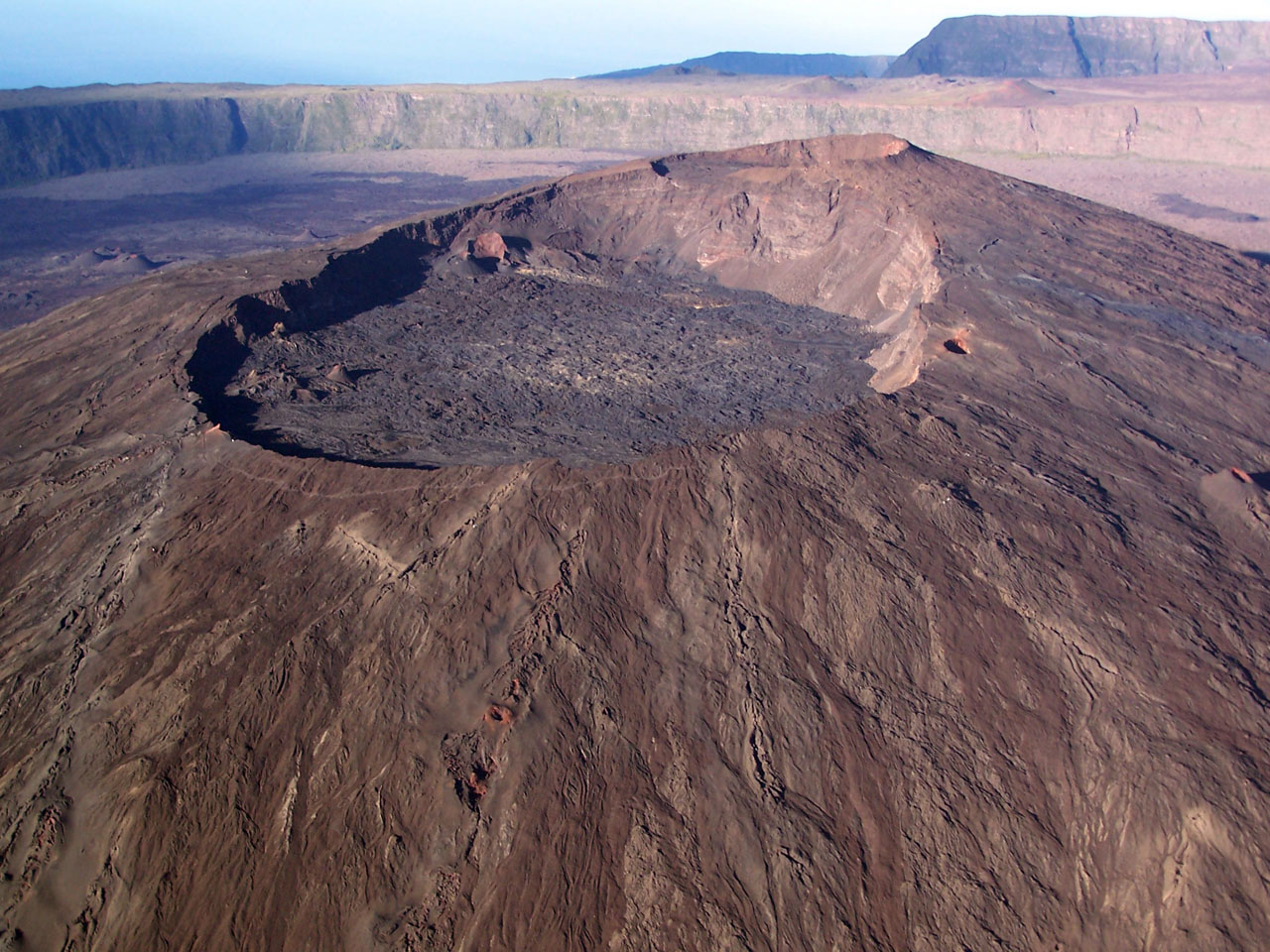 Éruption en cours au piton de la Fournaise : dispositif d’accès