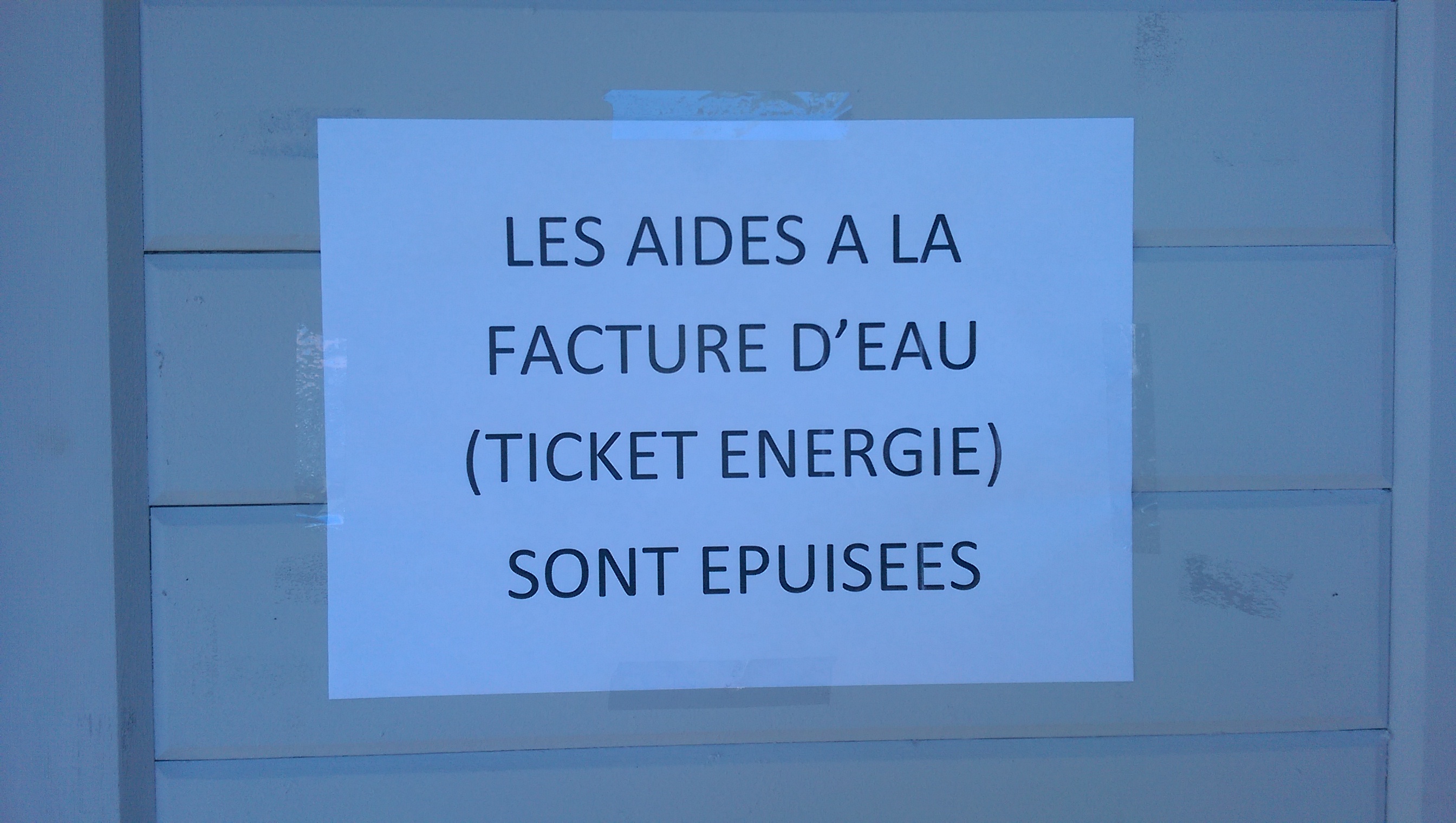 Entre-Deux : le bureau du CCAS, transféré dans le commerce du Maire.