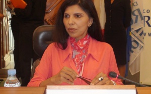 Nassimah Dindar, élue présidente du Conseil général   