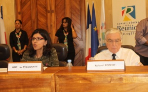 Le Conseil général veut "favoriser l'emploi des Réunionnais"