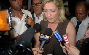 Marine Le Pen règle ses comptes avec le préfet, Claude Hoarau et Nicolas Sarkozy