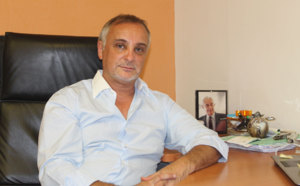 Michel Lagourgue quitte le Modem pour l'UDI, et annonce sa candidature aux Municipales de 2014 à St-Denis