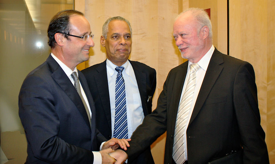 Philippe Naillet : "François Hollande veut remettre à plat les niches fiscales" Philippe Naillet : "François Hollande veut remettre à plat les niches fiscales"