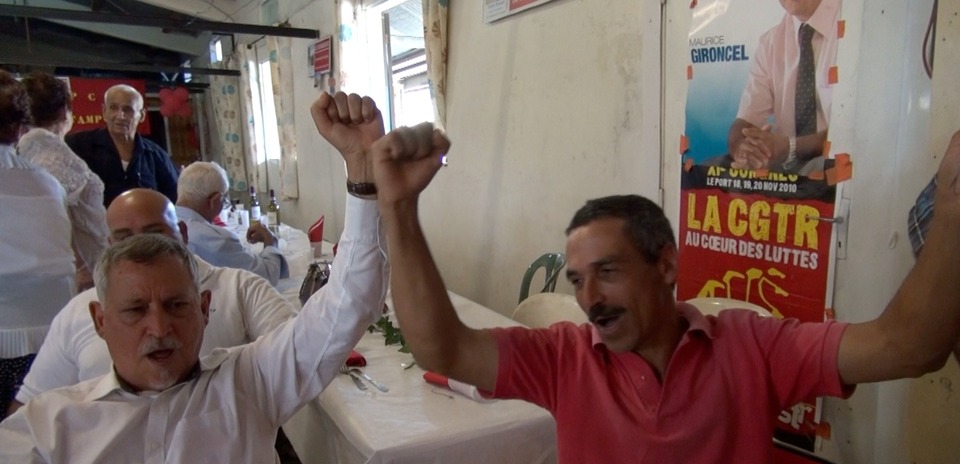 Yves GRONDIN et les camarades du Tampon Yves GRONDIN et les camarades du Tampon